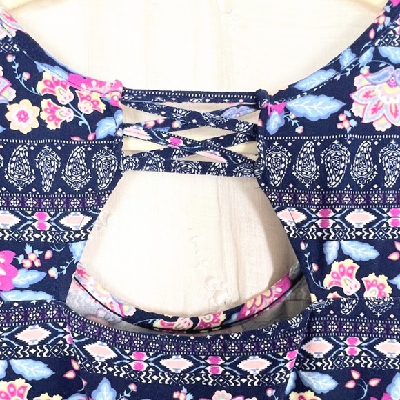 No Boundaries Floral Stretchy Swing Dress 2XL 🎉Host Pick🎉 - Picture 6 of 7